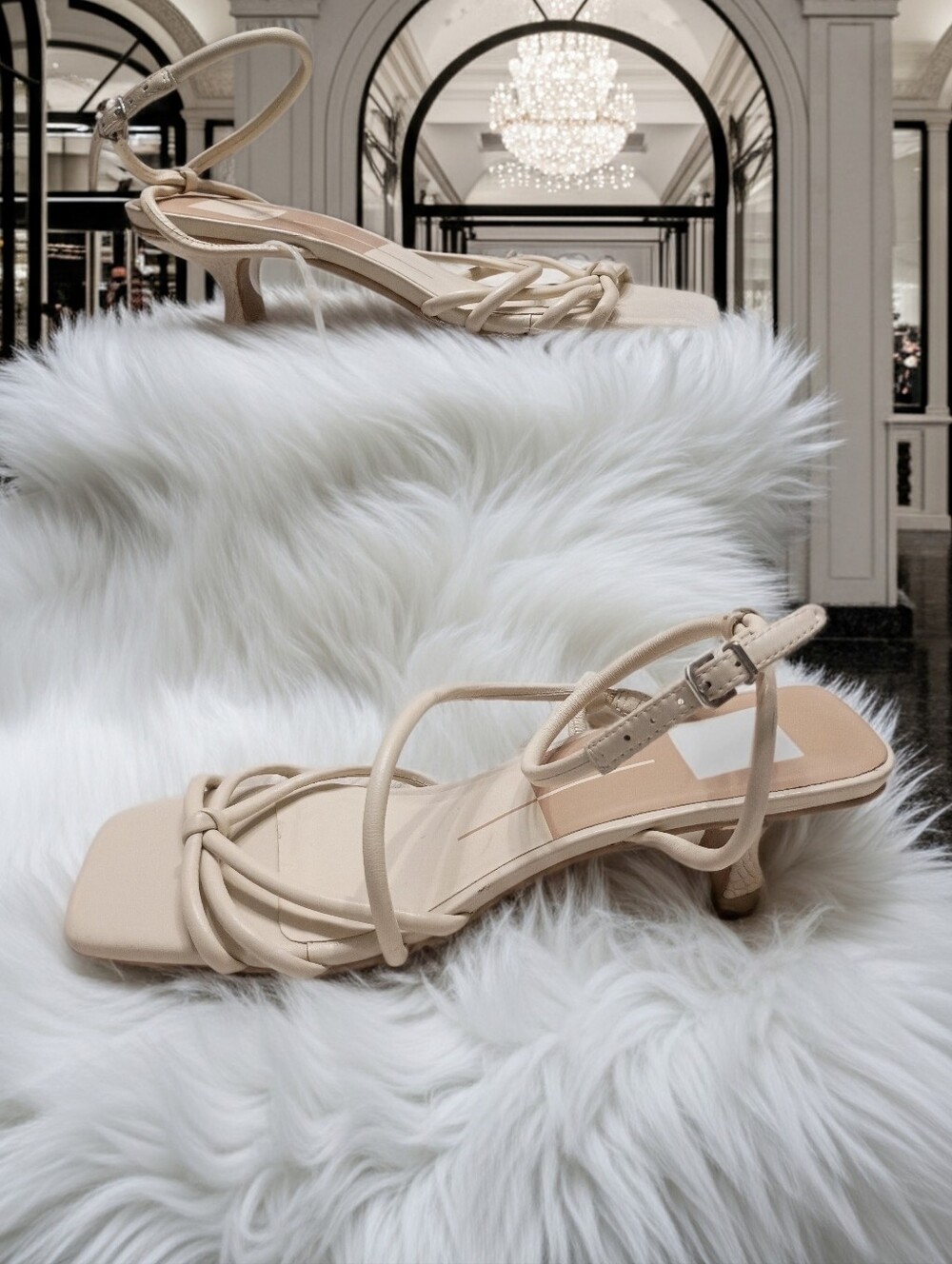 DV Bev 104 Women's Strappy Beige Leather Kitten Heel Sandals SZ 7